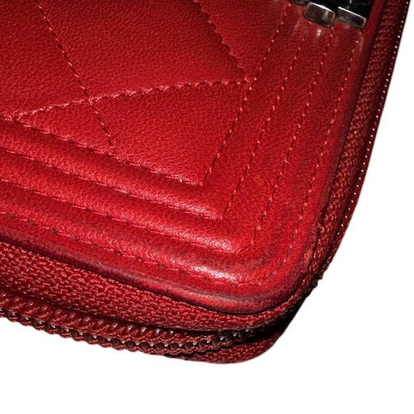 Mini Chanel Boy Wallet w/ COA - Picture 5 of 11